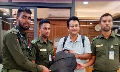 বিমানবন্দরে হারানো ব্যাগ ফিরে পেলেন প্রবাসী