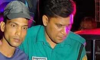 আটক রকি ইসলাম।     ছবি- সংগৃহীত