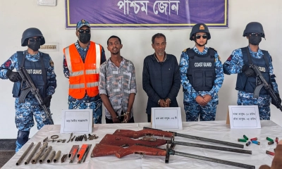 সুন্দরবনে অস্ত্রসহ আসাবুর বাহিনীর দুই সহযোগী আটক