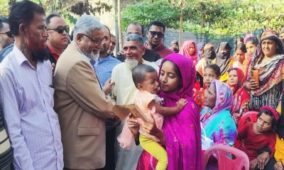 বাগেরহাটে শহীদ জুলাই যোদ্ধার পরিবারকে বিএনপির সহায়তা