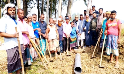 বগুড়ায় স্বেচ্ছাশ্রমে নতুন রাস্তা নির্মাণের উদ্বোধন