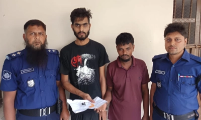 এটিএম বুথে ইয়াবা লেনদেন, দুই যুবক গ্রেপ্তার