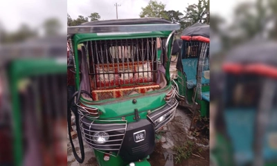 বরগুনায়  বাস-সিএনজি সংঘর্ষ, আহত ১০