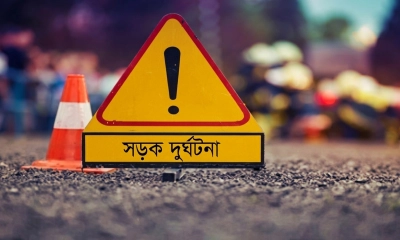 বরিশালে বাসের চাপায় দাদি-নাতনি নিহত