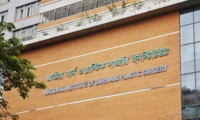 চাঁদপুরে গ্যাসলাইন লিকেজ বিস্ফোরণ, দগ্ধ ৩