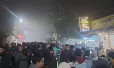 বাকৃবি শিক্ষার্থীদের ওপর স্থানীয়দের হামলা, আহত ৫