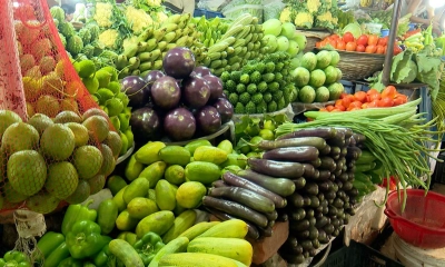 শীতের সবজির সরবরাহ বাড়লেও ক্রেতার নাগালে নেই দাম