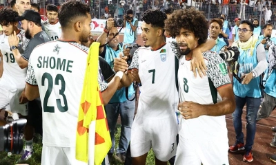 বাঘের গুহায় ঢুকেই থেমে গেল ভারতের দৌড়