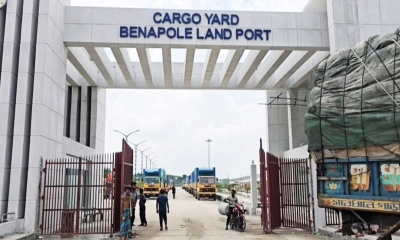 বেনাপোল স্থলবন্দরে মাশুল বৃদ্ধি, ব্যবসায়ীদের ক্ষোভ