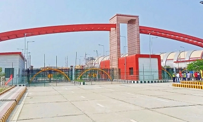 বিধানসভা নির্বাচন: ৩ দিন বন্ধ বেনাপোল-পেট্রাপোল আমদানি-রপ্তানি