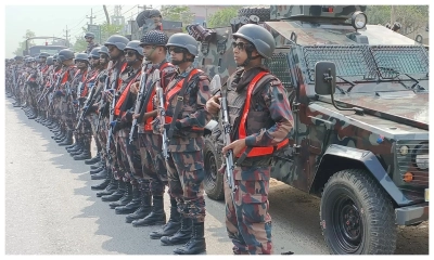 নির্বাচন কমিশনের সামনে বিজিবি মোতায়েন