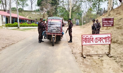 ভোজ্য তেলের অবৈধ মজুত রোধে বিজিবির তৎপরতা