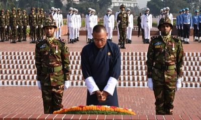 জাতীয় স্মৃতিসৌধে ভুটানের প্রধানমন্ত্রীর শ্রদ্ধা