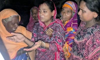 শিশু নুর ইসলামের মা’সহ স্বজনদের আহাজারি। ছবি- রূপালী বাংলাদেশ