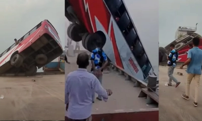৪০ যাত্রী নিয়ে যেভাবে পদ্মা নদীতে পড়ে গেল বাস