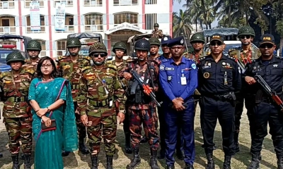 চাটখিলে যৌথ বাহিনীর নির্বাচনি মহড়া, জনমনে স্বস্তি