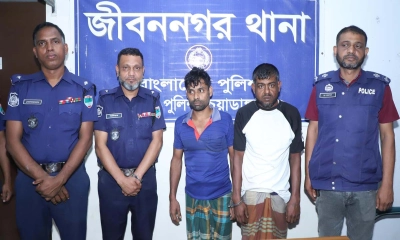 চুয়াডাঙ্গা সীমান্তে ৮ বাংলাদেশি উদ্ধার, ২ দালাল আটক