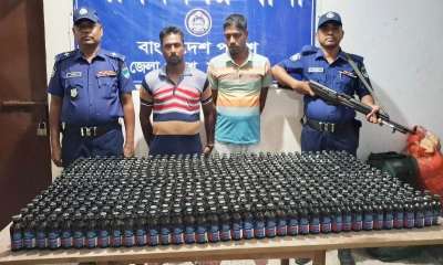 চুয়াডাঙ্গায় পুলিশের অভিযানে ফেনসিডিলসহ আটক ২