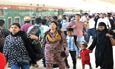 বাড়তে পারে ঈদের ছুটি 