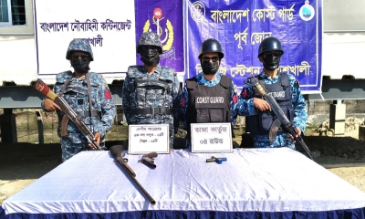 মহেশখালীতে যৌথ অভিযানে দেশীয় অস্ত্র-গুলি উদ্ধার