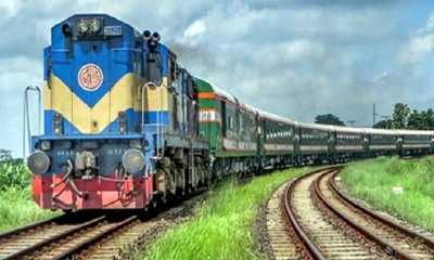 দোহাজারীতে ট্রেনে কাটা পড়ে পা থেঁতলে গেল এক যাত্রীর