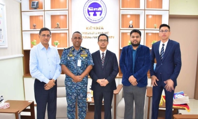 চট্টগ্রাম বন্দর পরিদর্শনে মালয়েশিয়ার হাইকমিশনার