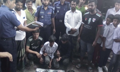 লাকসামে অস্ত্রসহ তিন কিশোর আটক