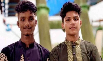 বাস কেড়ে নিল মোটরসাইকেল আরোহী ২ বন্ধুর প্রাণ