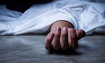 রাজধানীতে পাঁচতলা ভবনের ছাদ থেকে লাফিয়ে পড়ে নারীর মৃত্যু