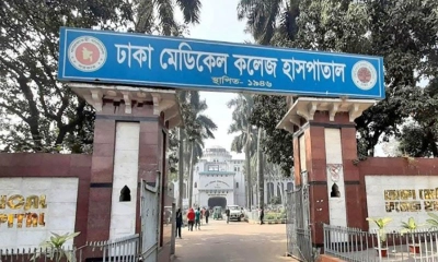 যাত্রাবাড়ীতে বাসের ধাক্কায় ব্যবসায়ী নিহত