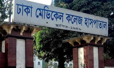 দুর্বৃত্তের ছুরিকাঘাতে গুরুতর আহত লিফটম্যান