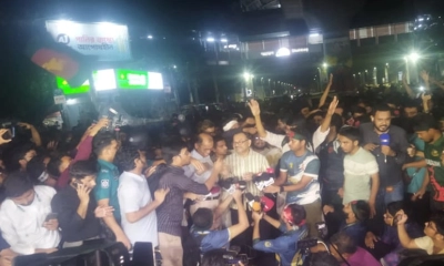 প্রকৌশল শিক্ষার্থীদের ওপর লাঠিচার্জ, দুঃখ প্রকাশ করল ডিএমপি
