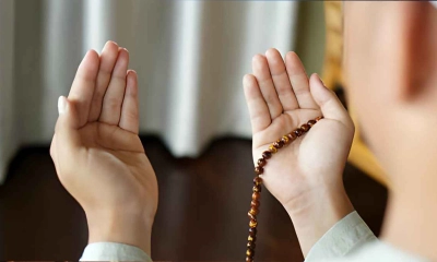 নামাজের পর মুনাজাতের নিয়ম ও ফজিলত