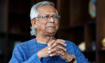 ড. ইউনূসসহ পাঁচজনের বিরুদ্ধে মামলার আবেদন