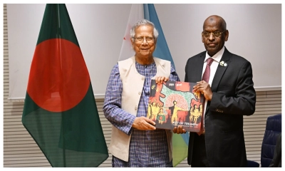 জিবুতির প্রধানমন্ত্রীর সঙ্গে প্রধান উপদেষ্টার বৈঠক