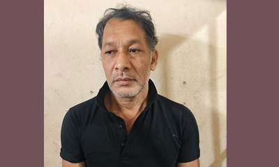 দুদকের মামলায় সাবেক ভূমিমন্ত্রীর স্ত্রীর গাড়িচালক গ্রেপ্তার