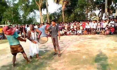 জামাইদের আপ্যায়নে ধুম, দুপচাঁচিয়ায় গ্রামীণ খেলায় মেতেছিল সব বয়সিরা