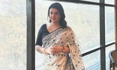 ‘এই সবুজ পাসপোর্টে কেউ ভিসাও দিচ্ছে না’