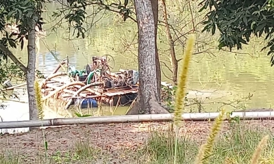 ড্রেজার দিয়ে বালু উত্তোলন, হুমকিতে পাকা সড়ক