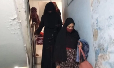 আবাসিক হোটেলে অভিযান, তিন নারী আটক