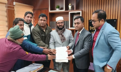 ঠাকুরগাঁও-২ আসনে গণঅধিকারের ফারুক হাসানের মনোনয়নপত্র দাখিল