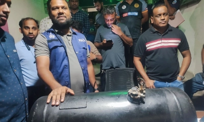 সীতাকুণ্ডে প্রাইভেটকারের গ্যাস সিলিন্ডার থেকে ১ লাখ ২৪ হাজার ইয়াবা উদ্ধার