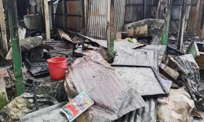 আগুনে দোকান ও বাড়িঘরের সমস্ত মালামাল ভস্মীভূত হয়। ছবি- রূপালী বাংলাদেশ