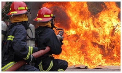 কম্বলের গোডাউনে আগুন, নিয়ন্ত্রণে ৭ ইউনিট