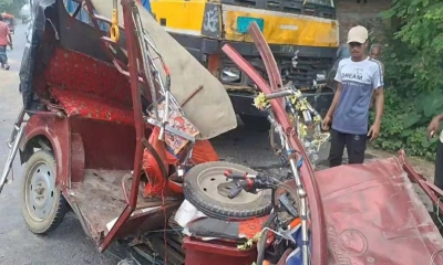 গাইবান্ধায় ট্রাকের ধাক্কায় শিশুসহ অটোরিকশার ৩ যাত্রী নিহত