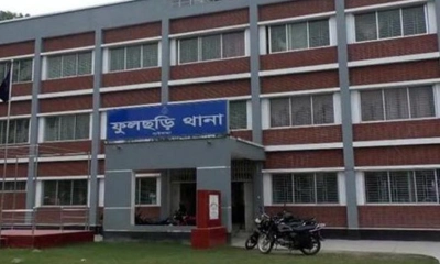 পুলিশের ওপর হামলা-গাড়ি ভাঙচুর, ৩ আসামি ছিনতাই