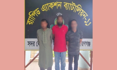 মেঘনা নদীতে গুলাগুলির ঘটনায় র‍্যাবের হাতে আটক ৩