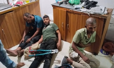 গজারিয়ায় দিন-দুপুরে ডাকাতিকালে জনতার হাতে আটক ৩