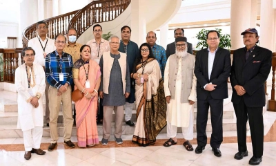 হিন্দু ধর্মীয় নেতাদের সঙ্গে বৈঠক করলেন প্রধান উপদেষ্টা