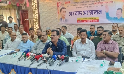 বক্তব্য দেন বিএনপি নেতা হাবিবুল ইসলাম হাবিব। ছবি- রূপালী বাংলাদেশ